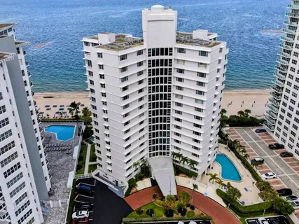 $325,000 | 3600 Galt Ocean Drive, Unit 4C, Fort Lauderdale, FL 33308