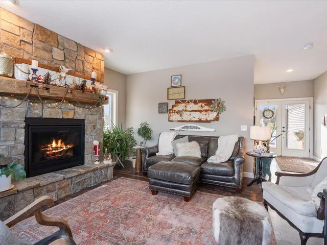 $700,000 | 13861 Happy Go Lucky Road Southwest, Pillager, MN 56473