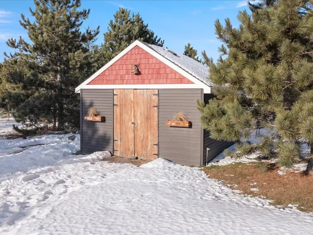 $700,000 | 13861 Happy Go Lucky Road Southwest, Pillager, MN 56473