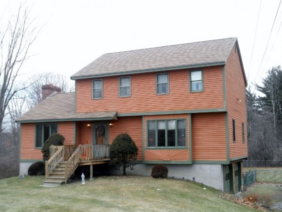 4 Lawrence Road Derry, NH 03038 - Photo 1 of 1