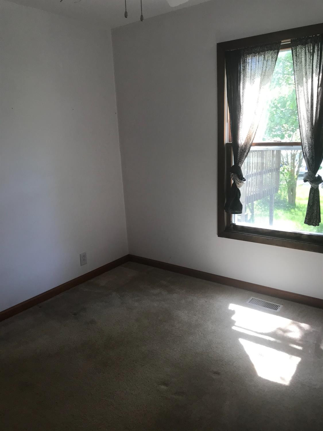 962 Ridge Court Chelsea, MI 48118 - Photo 11 of 14 Photo 11