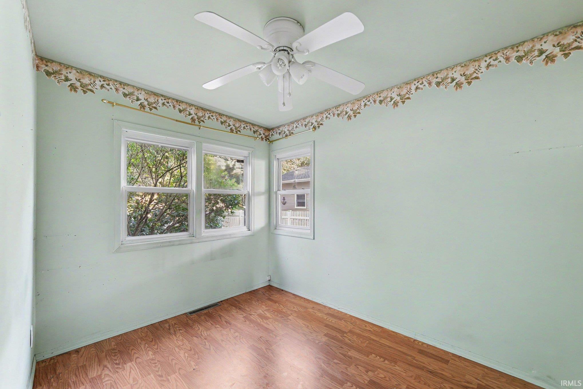 50902 Cornwall Road Bristol, IN 46507 - Photo 9 of 22 Gallery Image 9