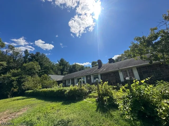$700,000 | 4079 County Road 516, Matawan, NJ 07747