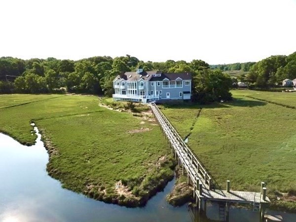 266 Gannett Road Scituate, MA 02066 - Photo 4 of 42 Gallery Image 4