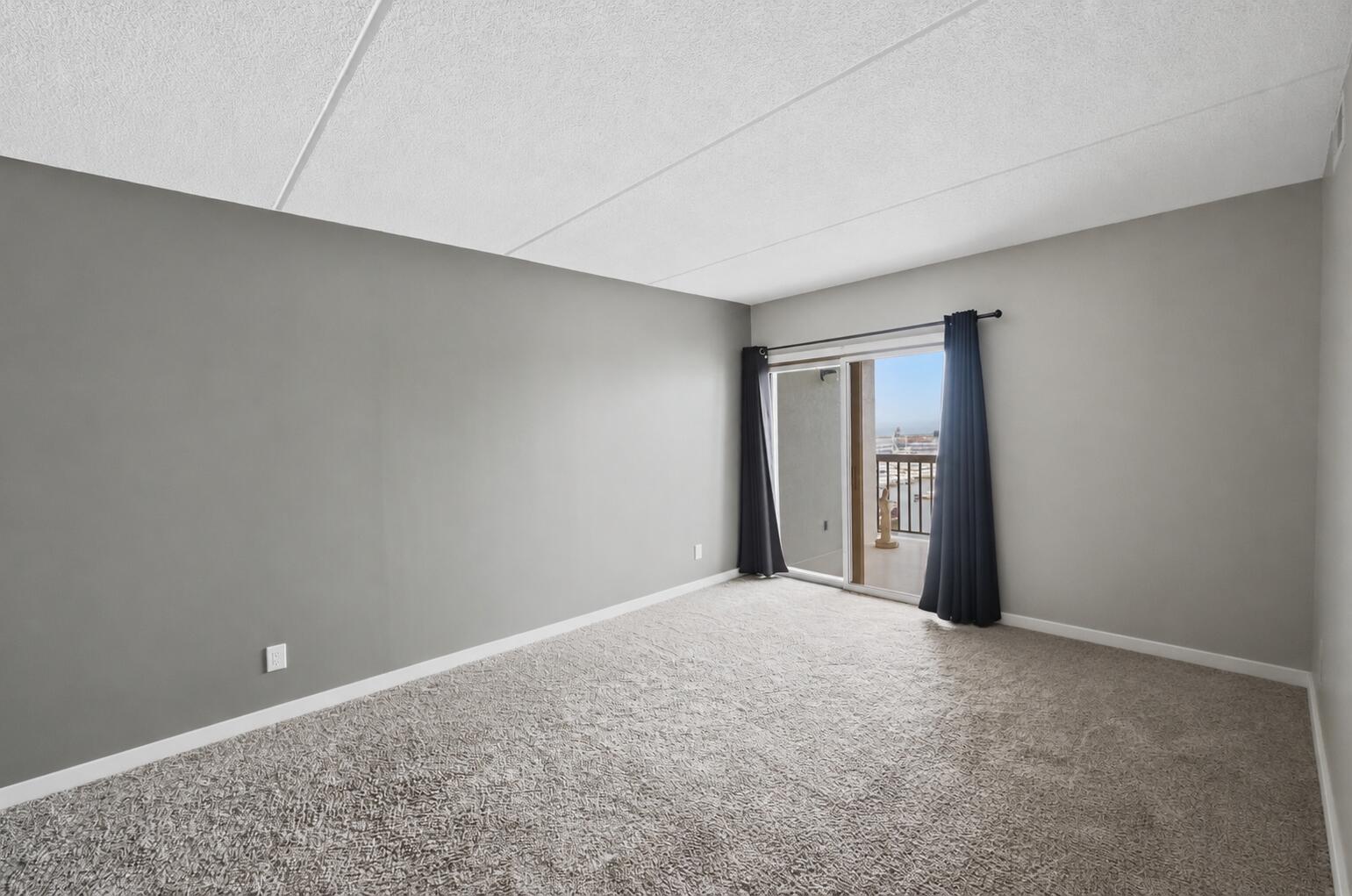 333 Lake Avenue, Unit 705 Racine, WI 53403 - Photo 22 of 40 333LakeAve_019