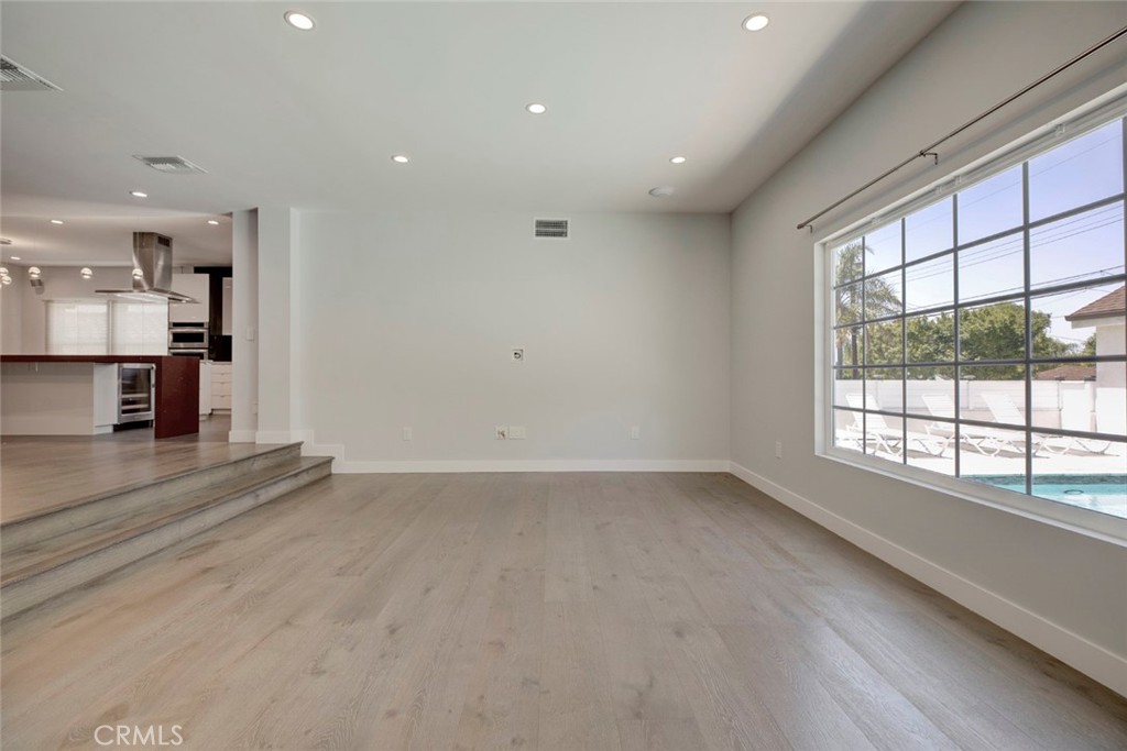 523 East Fairmount Road Burbank, CA 91501 - Photo 29 of 78