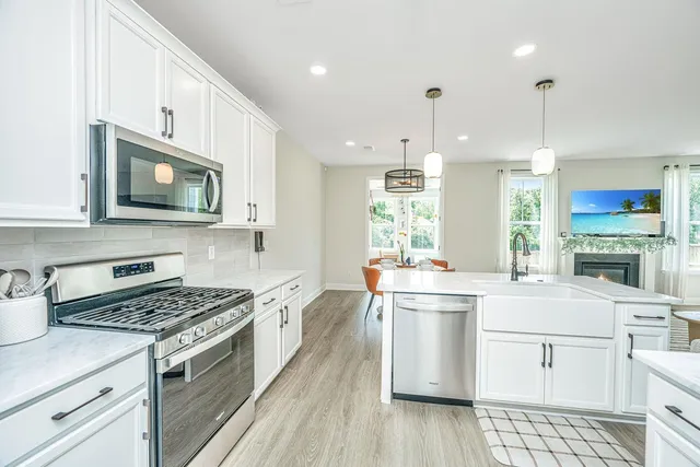 $450,000 | 411 Grove End Road, Moncks Corner, SC 29461