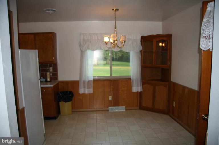 17005 Spielman Road Fairplay, MD 21733 - Photo 7 of 17 Dining Room