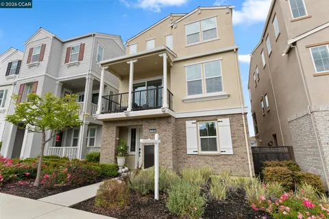 $1,738,888 | 7195 Calistoga Lane, Dublin, CA 94568