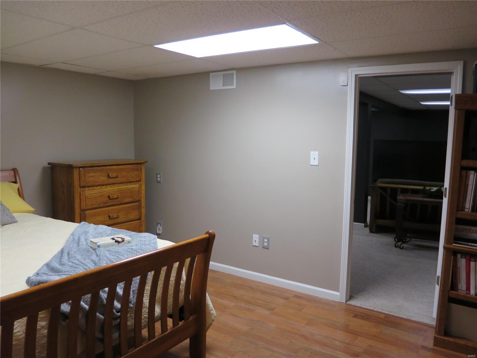 640 Lind Road St. Louis, MO 63125 - Photo 23 of 33 Gallery Image 23