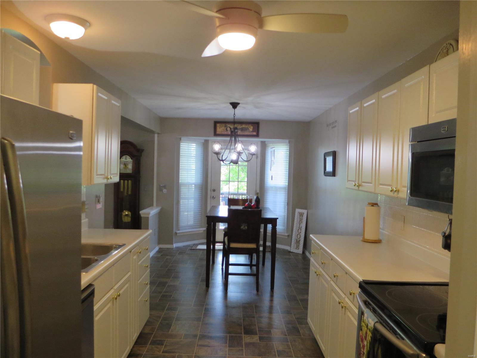 640 Lind Road St. Louis, MO 63125 - Photo 9 of 33 Gallery Image 9