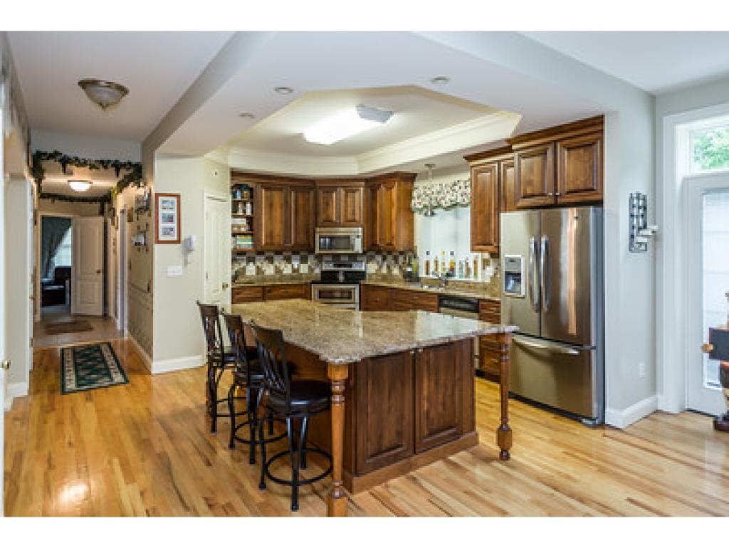 31 Alice Lane Rochester, NH 03867 - Photo 5 of 34