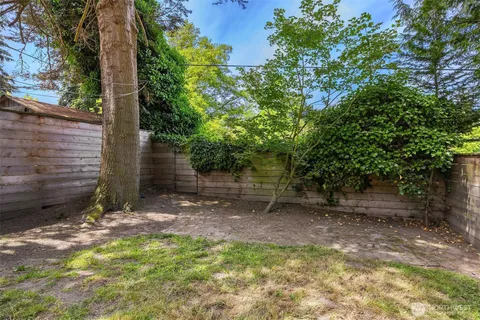 $1,375,000 | 2537 2nd Avenue West, Seattle, WA 98119