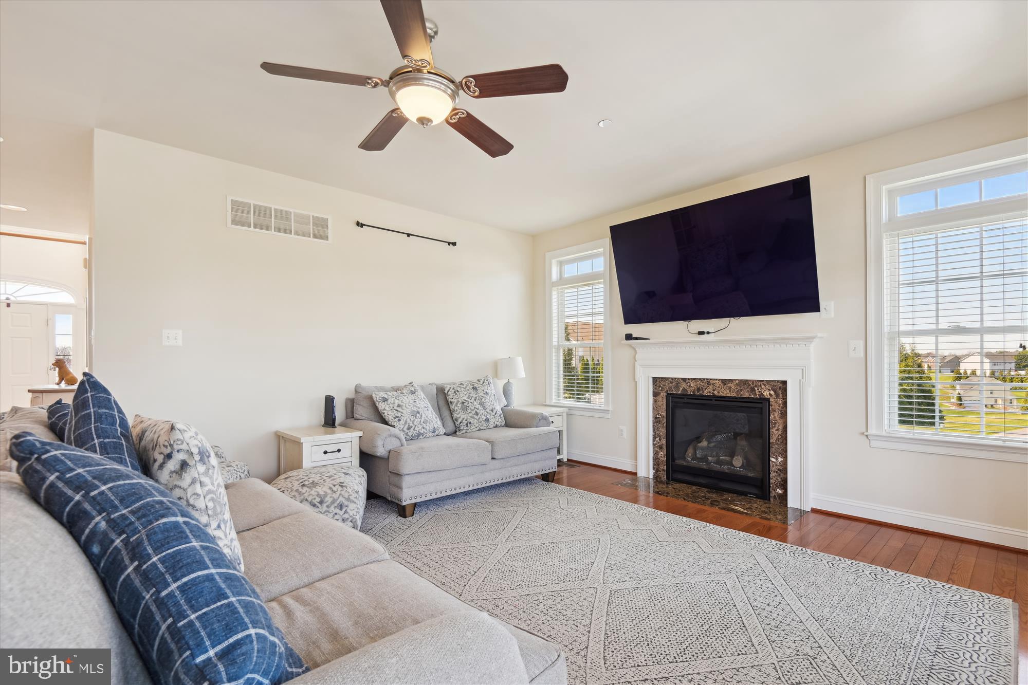 1280 Cambria Road Westminster, MD 21157 - Photo 25 of 67 Living Room