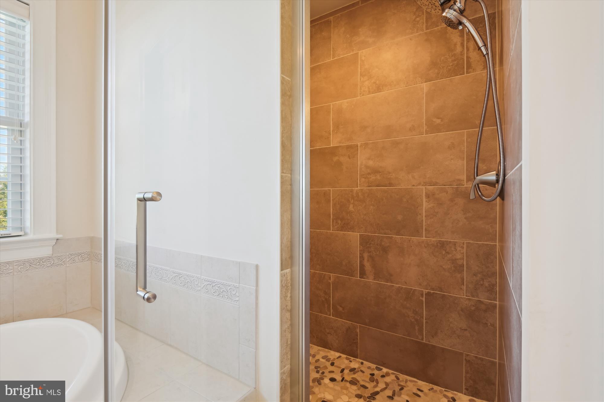 1280 Cambria Road Westminster, MD 21157 - Photo 29 of 67 Bath