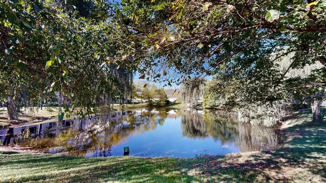 $335,000 | 2678 South Knightsbridge Circle, Ann Arbor, MI 48105