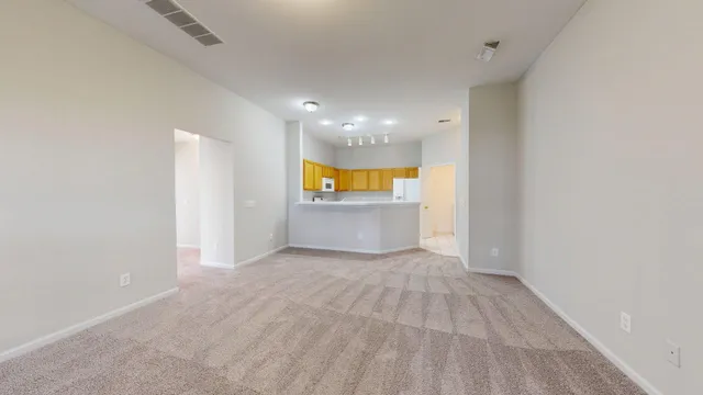 $335,000 | 2678 South Knightsbridge Circle, Ann Arbor, MI 48105