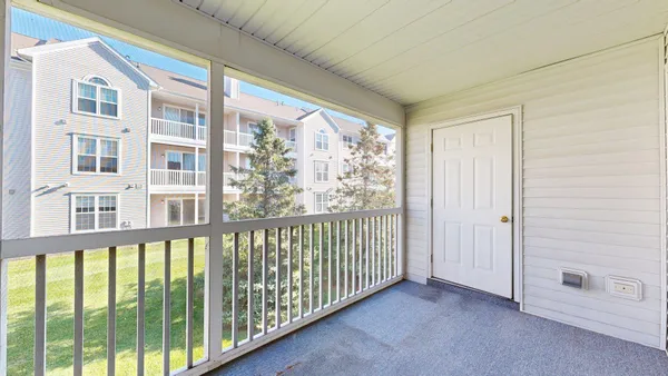 $325,000 | 2678 South Knightsbridge Circle, Ann Arbor, MI 48105