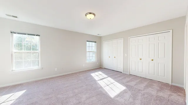 $335,000 | 2678 South Knightsbridge Circle, Ann Arbor, MI 48105