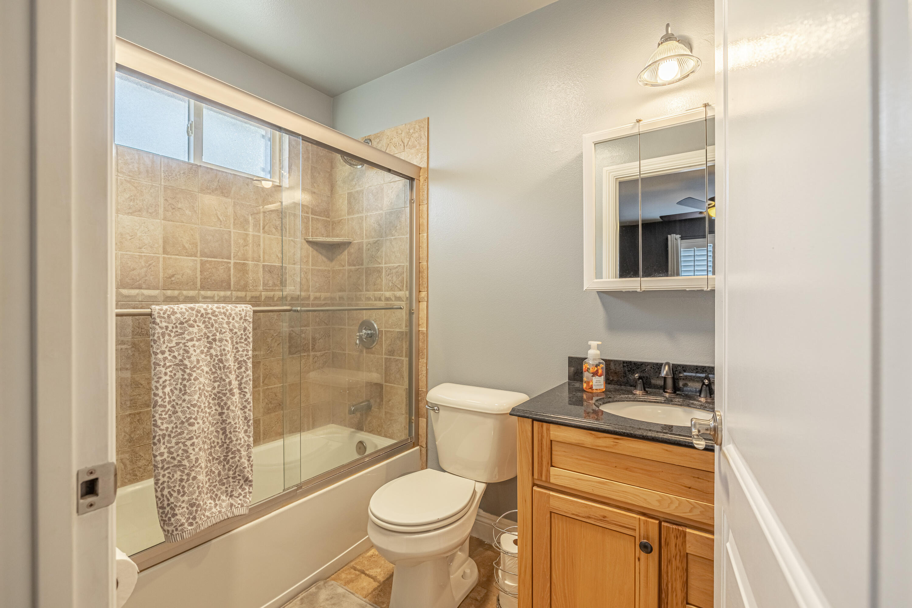 36721 3rd Street West Palmdale, CA 93551 - Photo 18 of 36 Bathroom 3