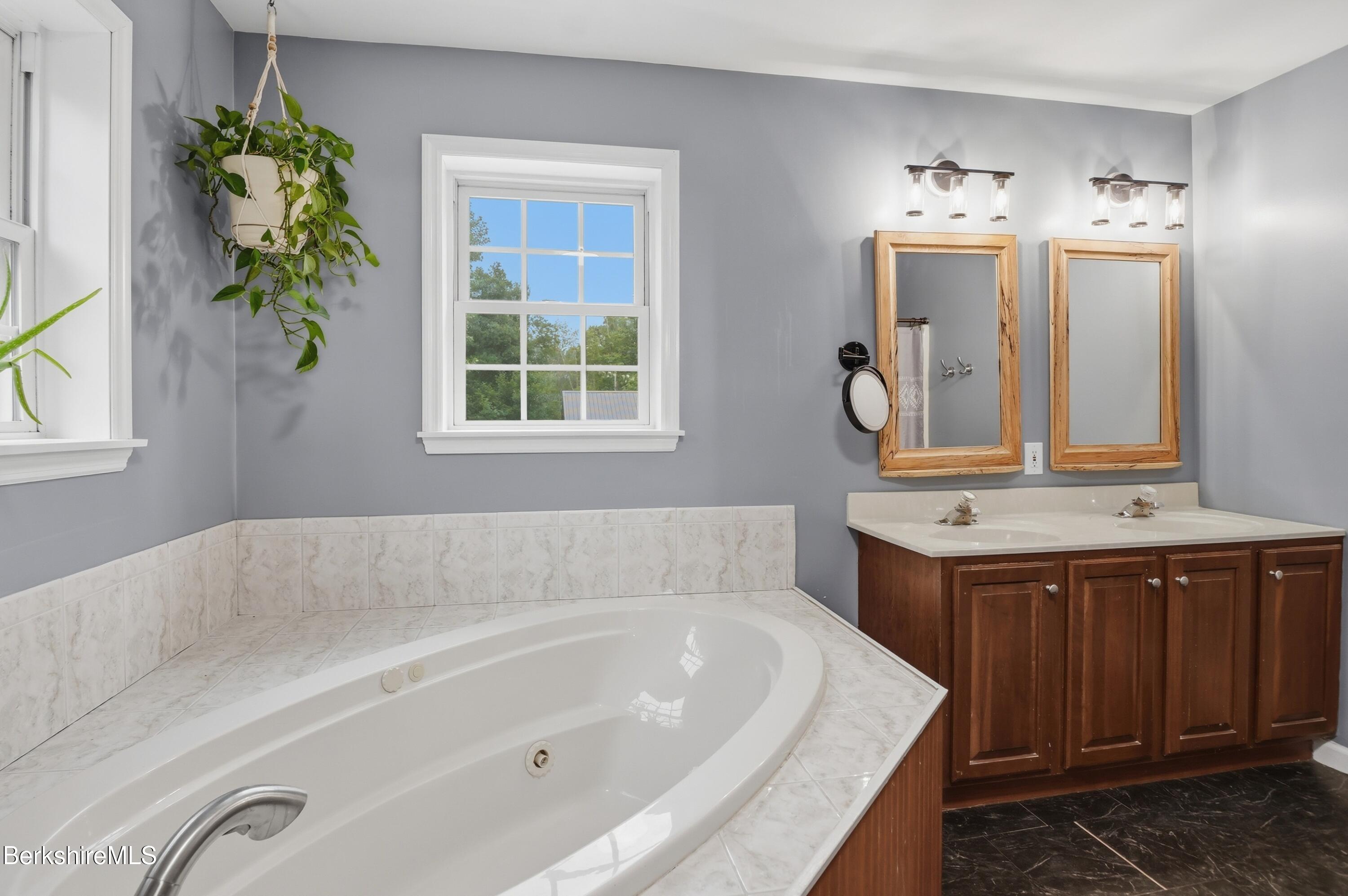 354 Notch Road North Adams, MA 01247 - Photo 21 of 30 DSC03579