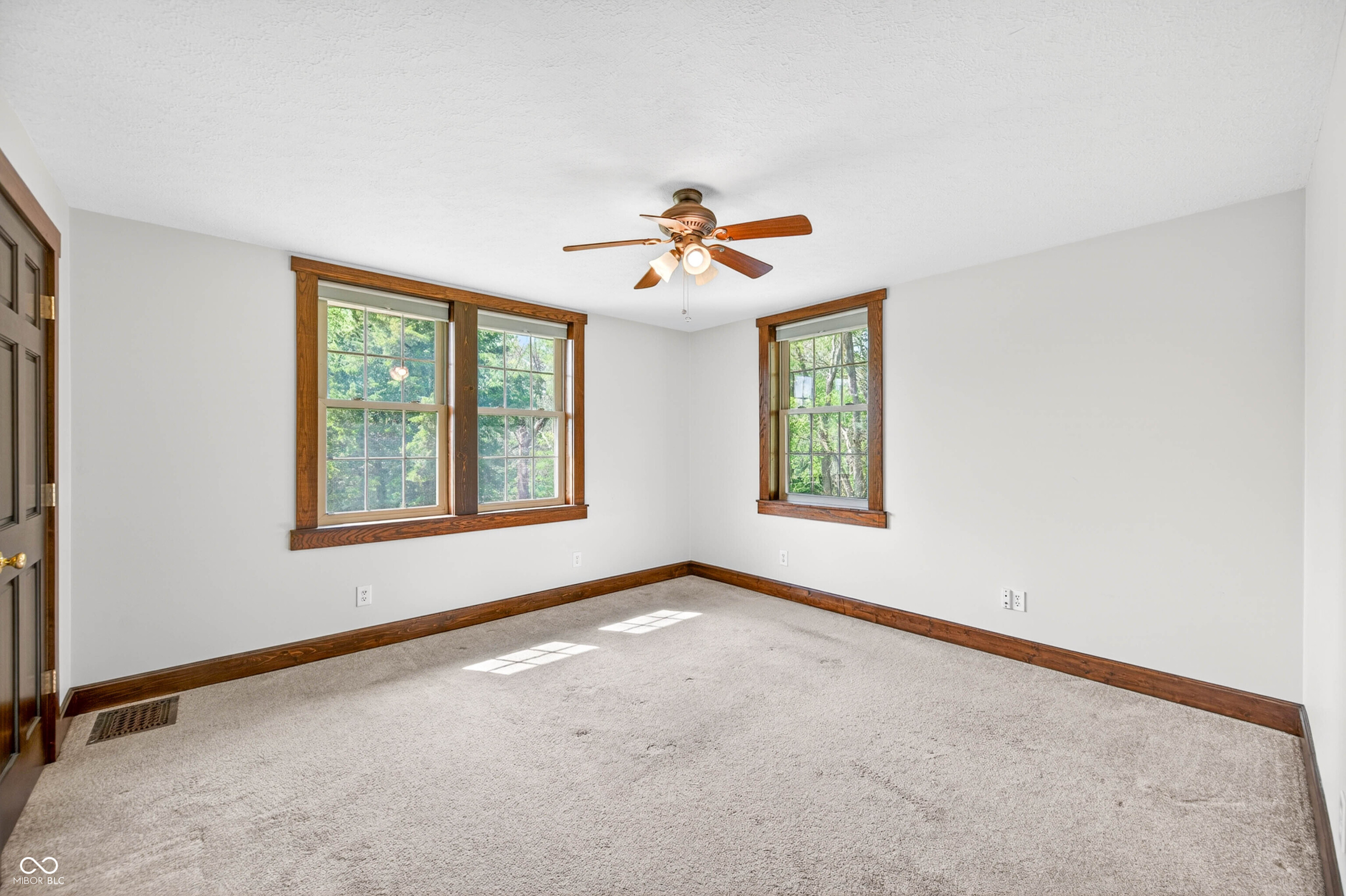 2115 Irwin Drive Columbus, IN 47201 - Photo 46 of 75