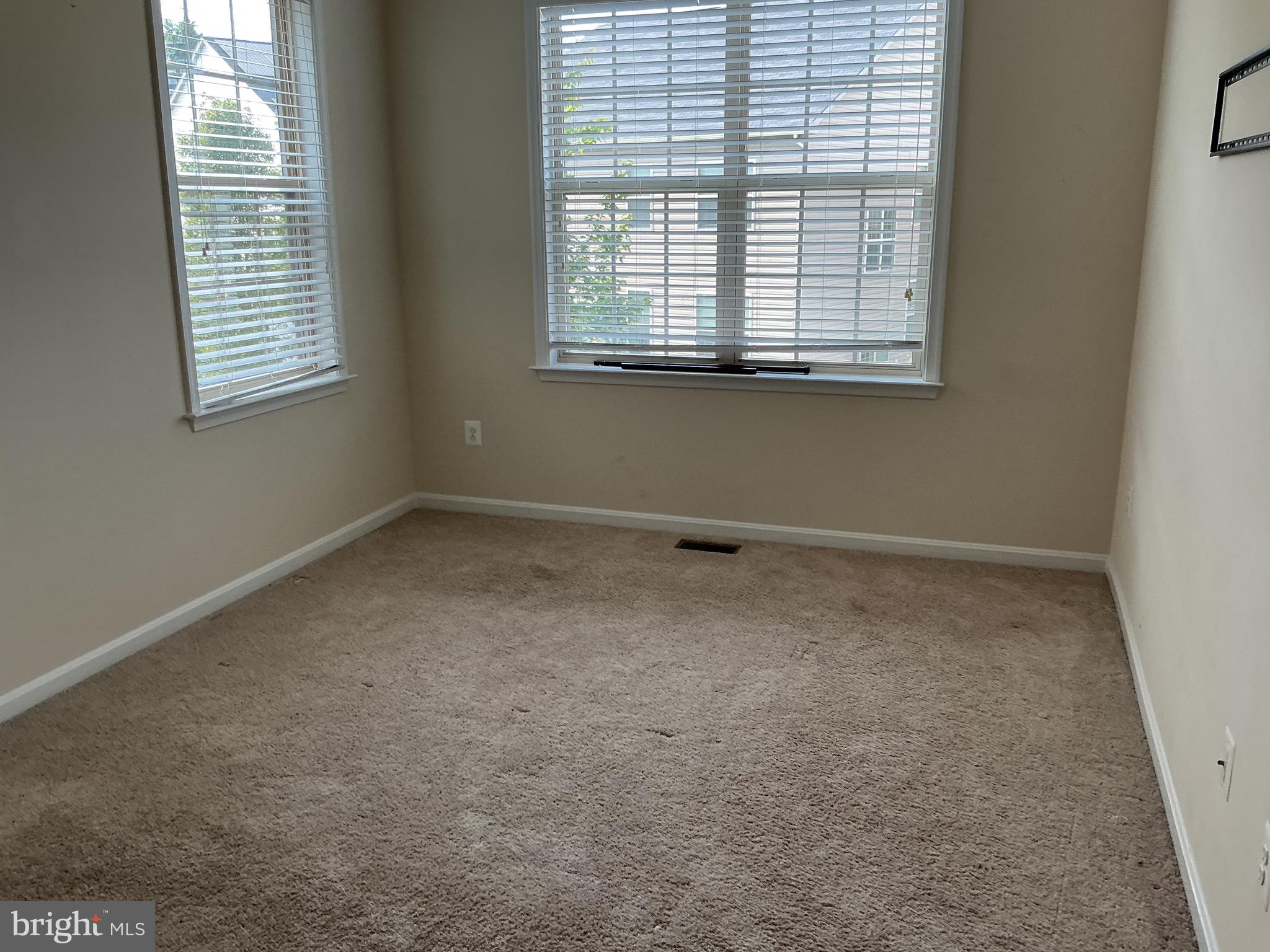 2606 St Nicholas Way Lanham, MD 20706 - Photo 31 of 39 Bedroom 4