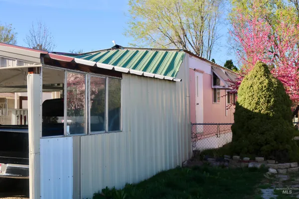 $74,900 | 1410 West Flamingo Avenue, Unit 52, Nampa, ID 83651