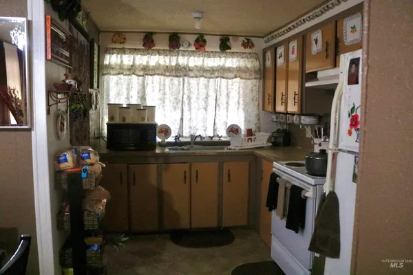 $74,900 | 1410 West Flamingo Avenue, Unit 52, Nampa, ID 83651