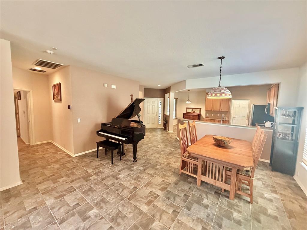 3800 Swiss Pine Road Denton, TX 76210 - Photo 7 of 25 Gallery Image 7