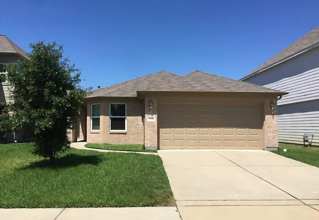 $1,900 | 3411 Apple Dale Drive, Houston, TX 77084