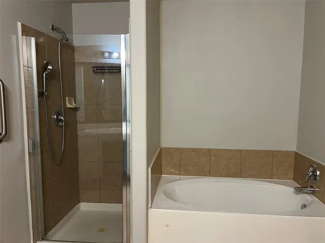 $1,900 | 3411 Apple Dale Drive, Houston, TX 77084