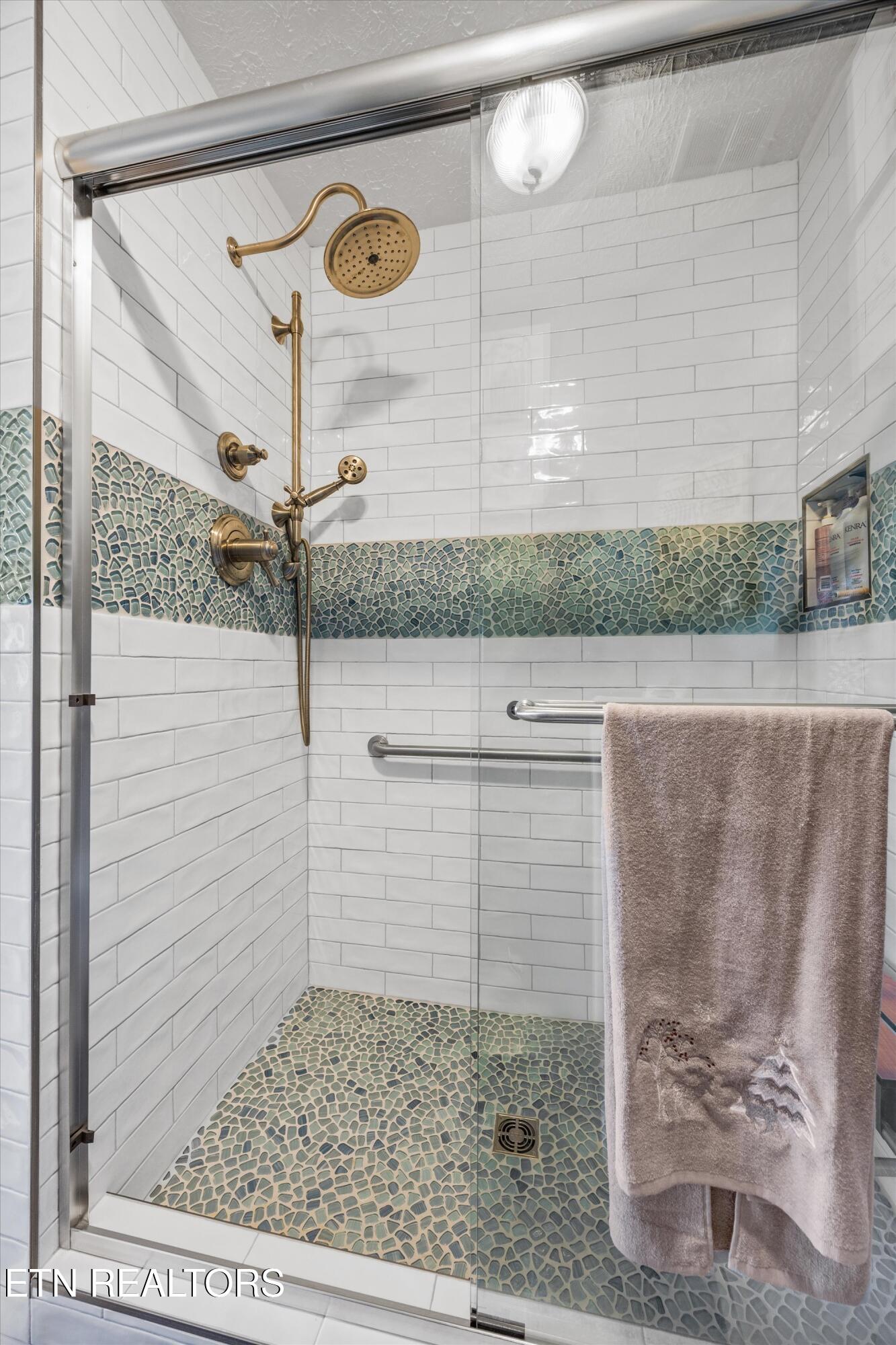 2044 Hickory Ridge Way, Unit 3334 Sevierville, TN 37862 - Photo 21 of 39 21-2044 Hickory Ridge Unit 333409