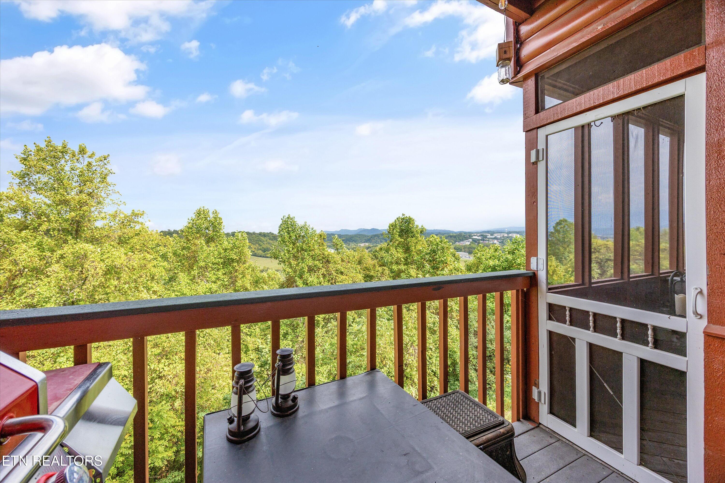 2044 Hickory Ridge Way, Unit 3334 Sevierville, TN 37862 - Photo 30 of 39 30-2044 Hickory Ridge Unit 333426