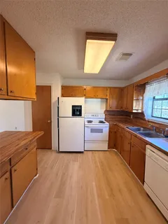 $390,000 | 23709 Circle Drive, Marble Falls, TX 78654