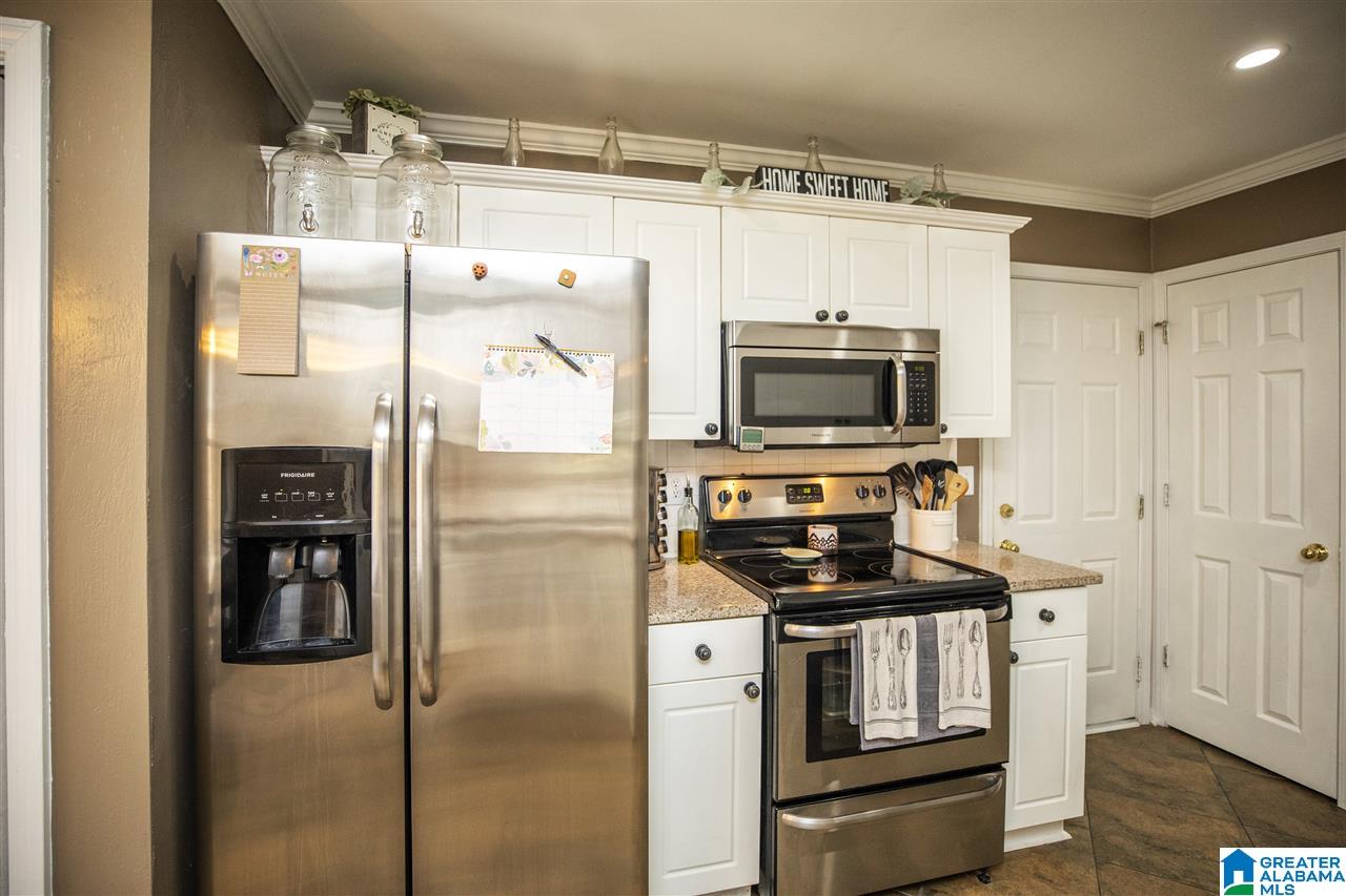 8052 Rockhampton Circle Helena, AL 35080 - Photo 17 of 37