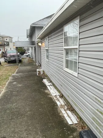 a view of a back yard of the house