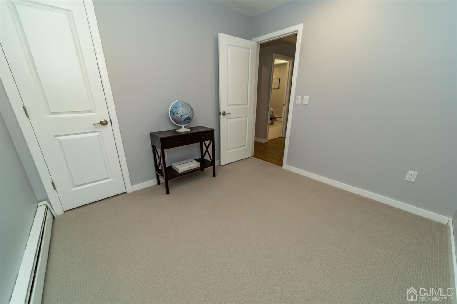 285 Dukes Road Rahway, NJ 07065 - Photo 12 of 25 Gallery Image 12