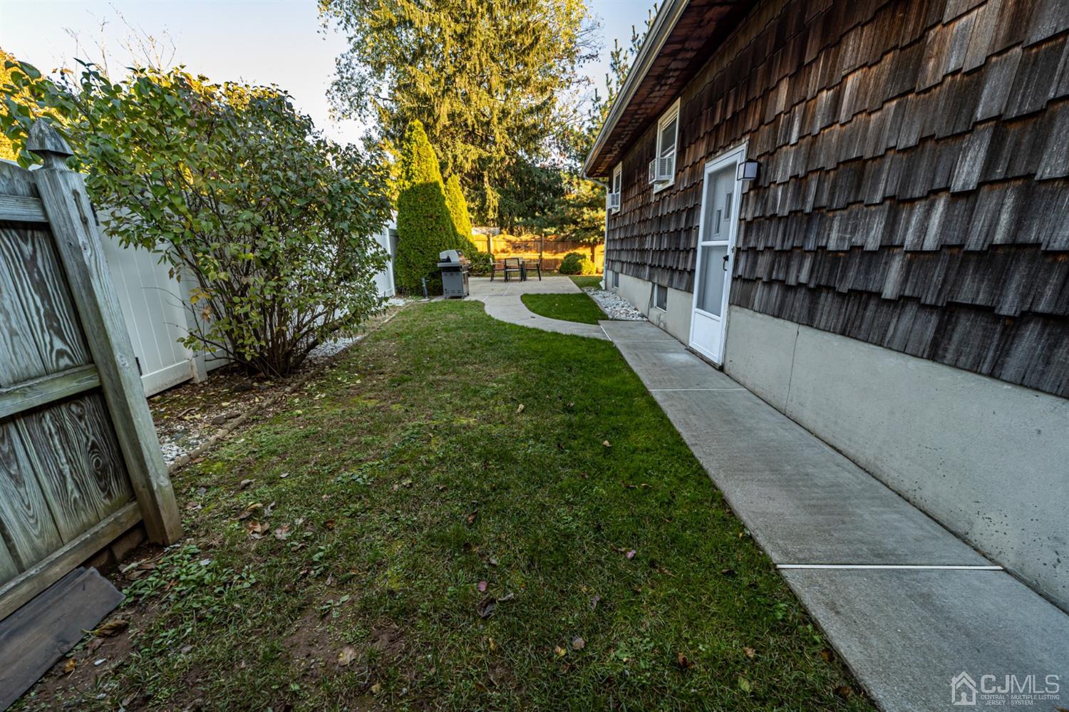 285 Dukes Road Rahway, NJ 07065 - Photo 21 of 25 Gallery Image 21