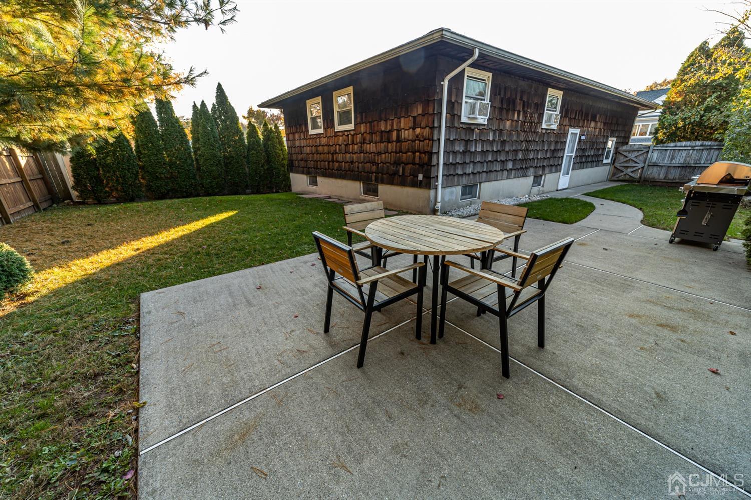 285 Dukes Road Rahway, NJ 07065 - Photo 22 of 25 Gallery Image 22