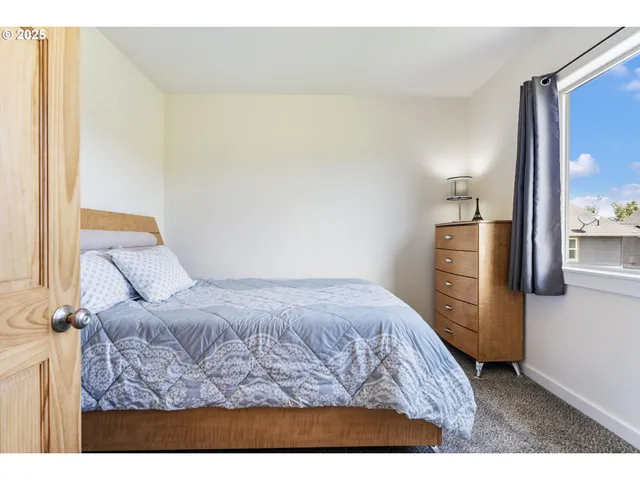 $999,000 | 1105 29th Street, Hood River, OR 97031