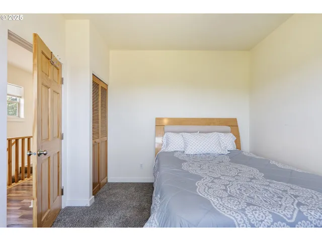 $999,000 | 1105 29th Street, Hood River, OR 97031