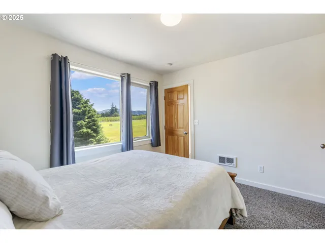 $999,000 | 1105 29th Street, Hood River, OR 97031