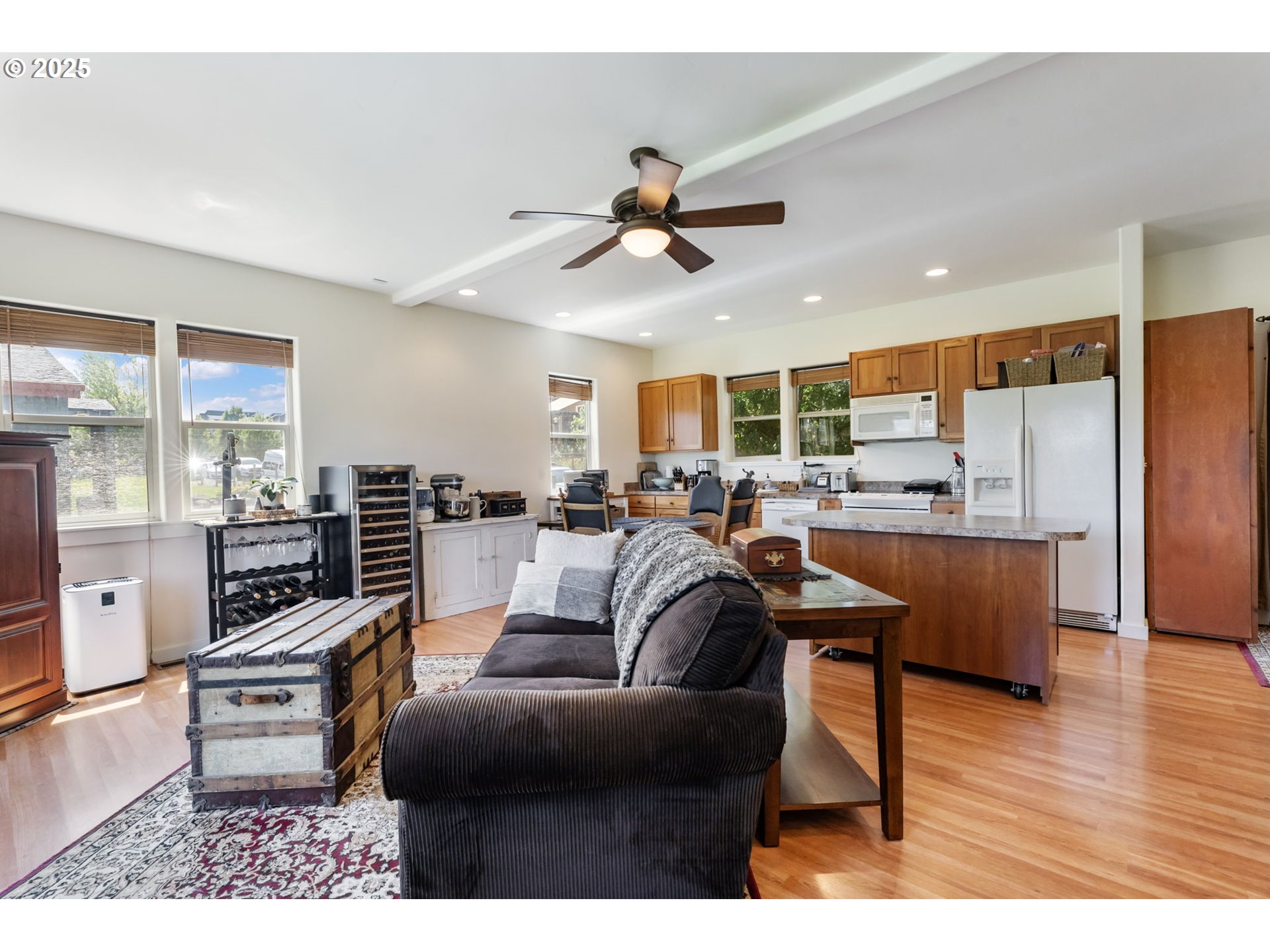 1105 29th Street Hood River, OR 97031 - Photo 28 of 48 Great Room