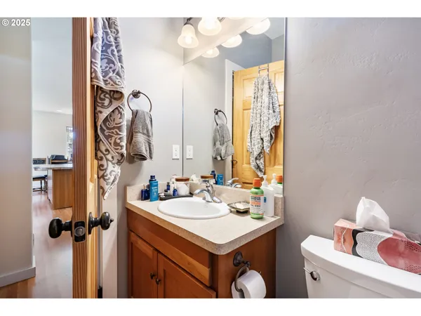 $875,000 | 1105 29th Street, Hood River, OR 97031