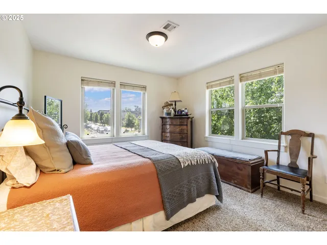 $999,000 | 1105 29th Street, Hood River, OR 97031