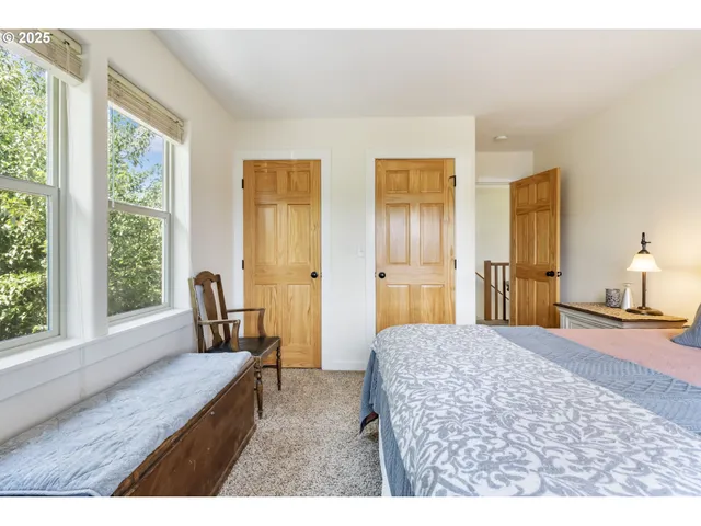 $999,000 | 1105 29th Street, Hood River, OR 97031