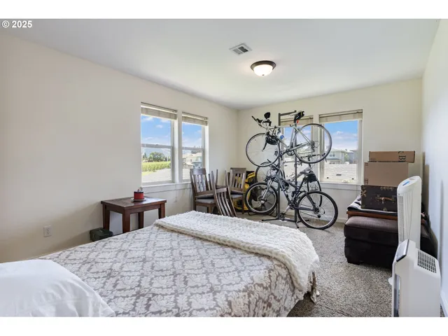 $999,000 | 1105 29th Street, Hood River, OR 97031