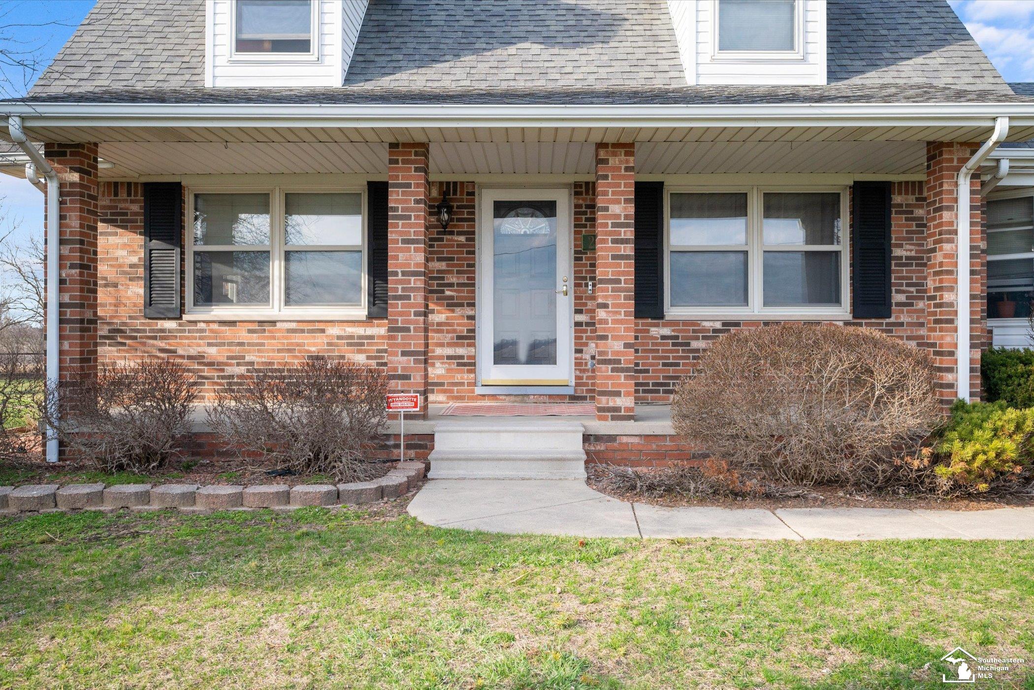 2544 Scofield Carleton Road Carleton, MI 48117 - Photo 3 of 50