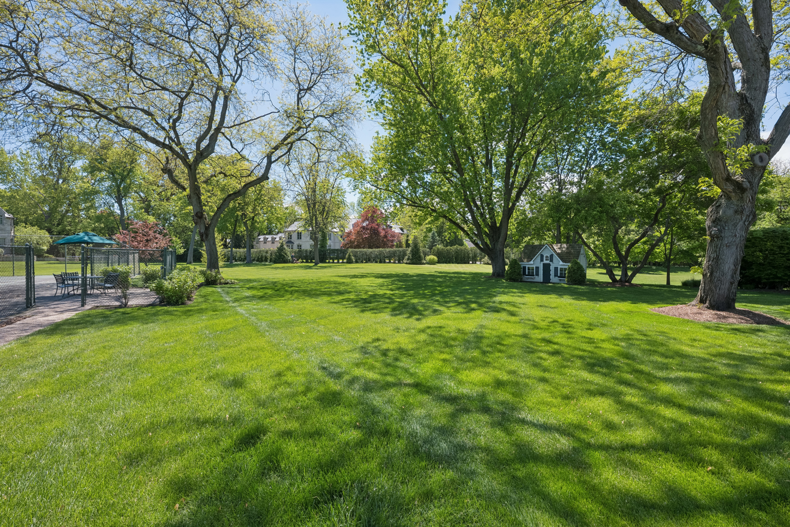936 Sunset Road Winnetka, IL 60093 - Photo 43 of 50 a view of a park with large trees